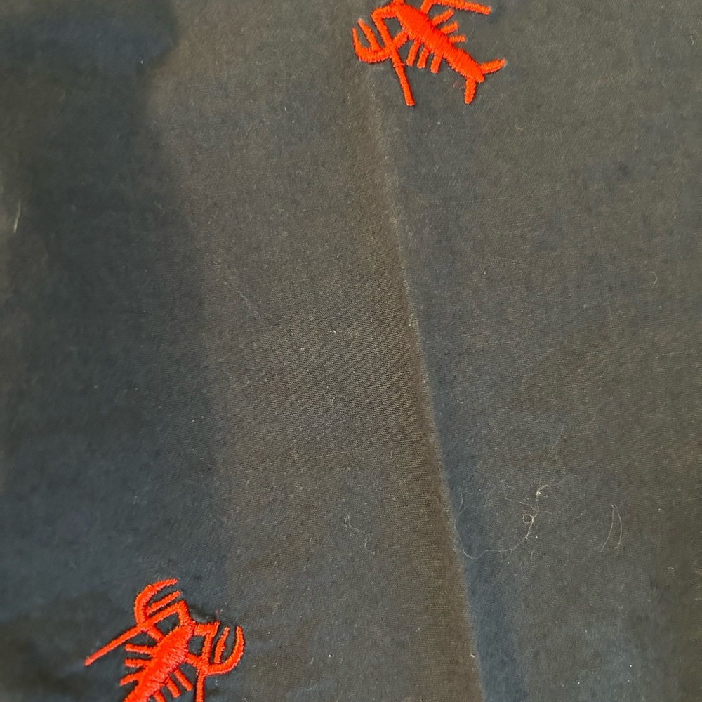 Adorable lobster shorts by Castaway - Picture 5 of 5